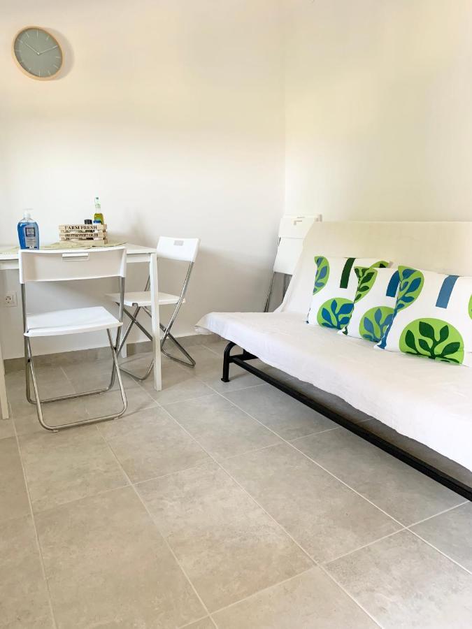 Lovely Apartment By The Sea 2 ….. إبانومي المظهر الخارجي الصورة