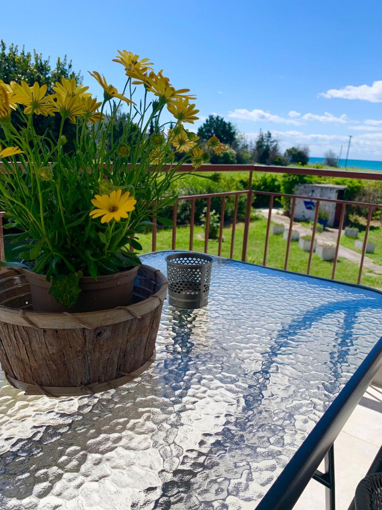 Lovely Apartment By The Sea 2 ….. إبانومي المظهر الخارجي الصورة